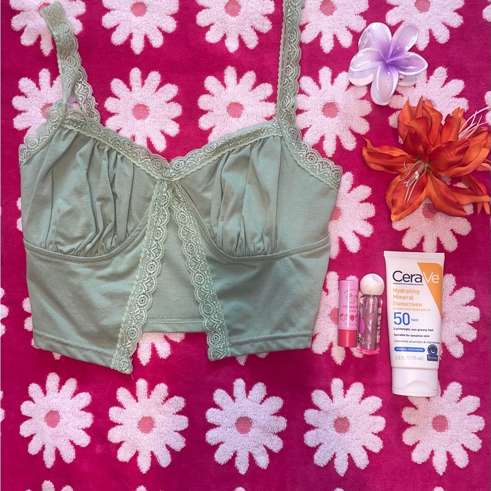 SHEIN Green Lace Trim Camisole